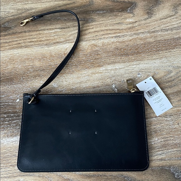 Coach New York Zip Pouch in Black NWT - Picture 7 of 11